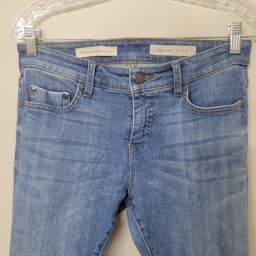 Pilcro Parallel Selvage Mid-Rise Jeans